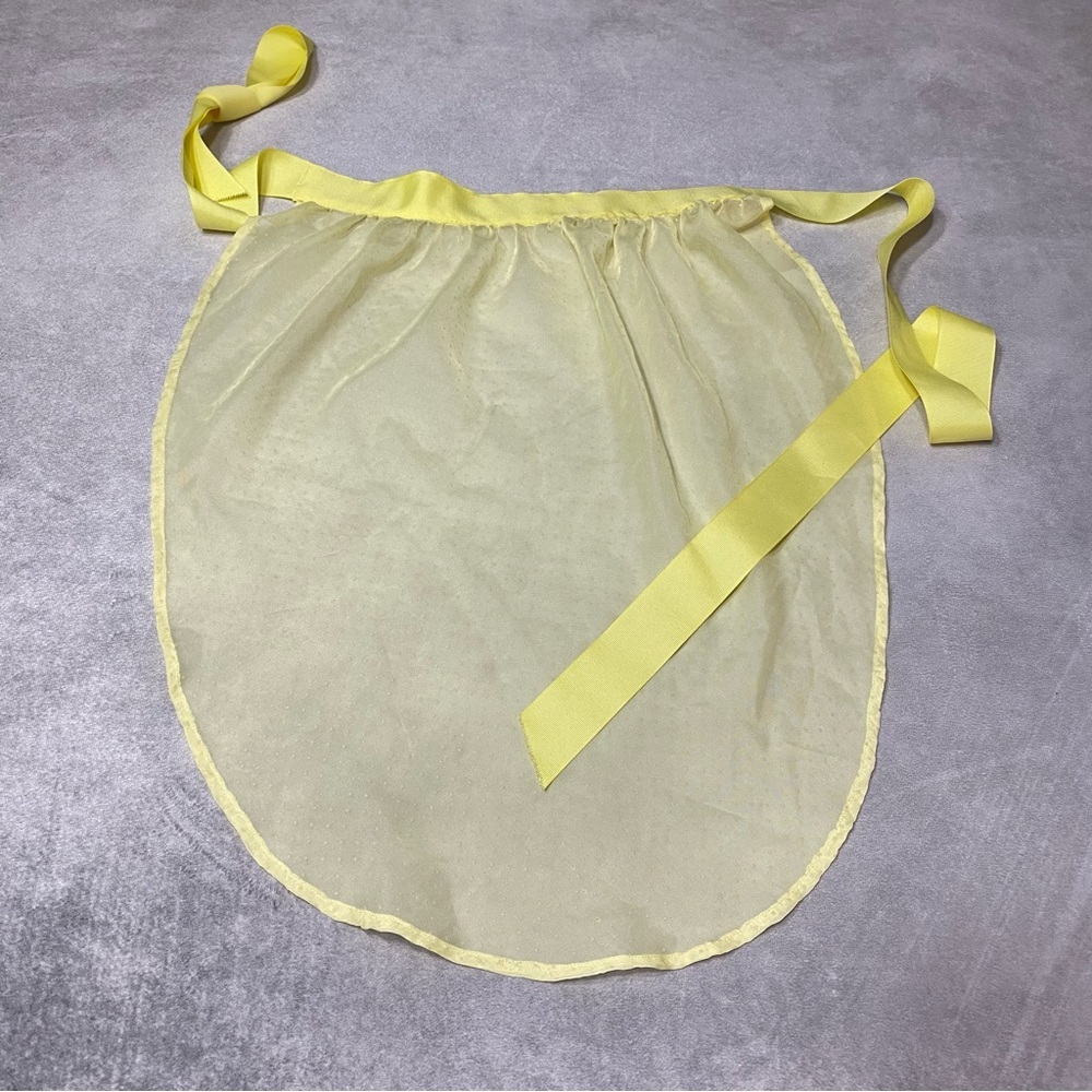 VTG Kitchen Cooking Sheer Yellow Swiss Dot Half Apron Sheer For Boudoir Pictures